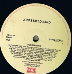 Jonas Fjeld Band - Neck'n Neck