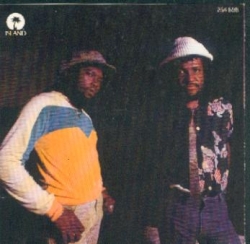 Black Uhuru - Chill Out