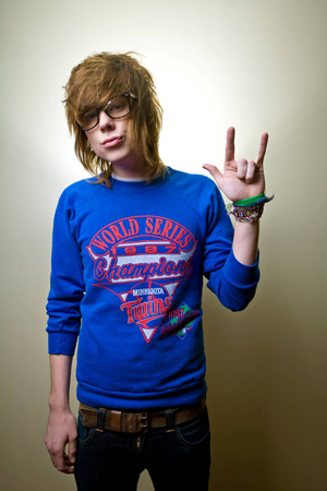 nevershoutnever!