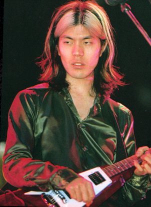 James Iha