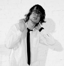 Tom Vek