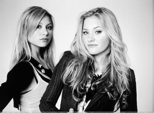 Aly & AJ