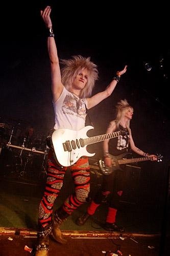 CRASHDIET