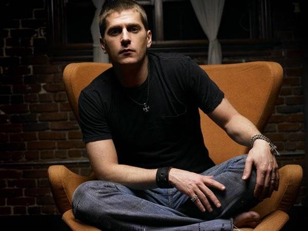 Rob Thomas