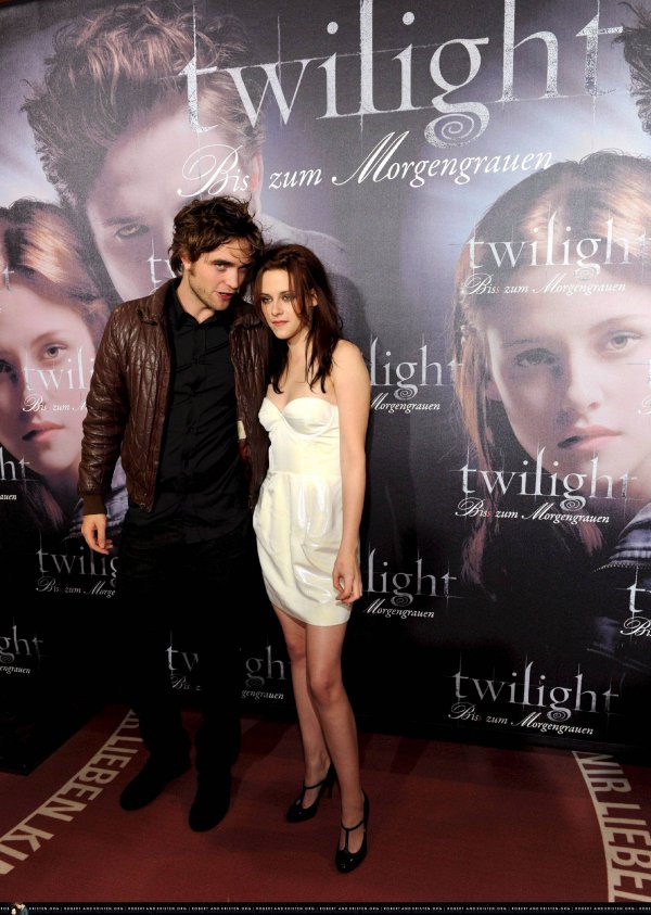 Robert Pattinson& Kristen