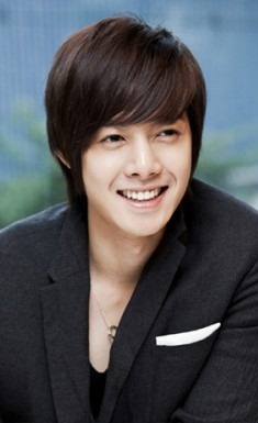 Kim Hyun Joong,ss501,4minute,bisbang,