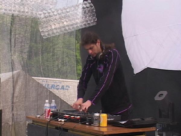 DJ Ziki