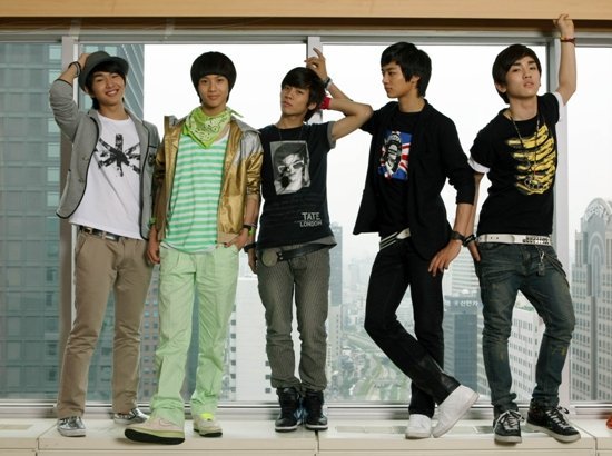 SHINee