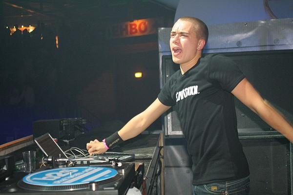 Headhunterz